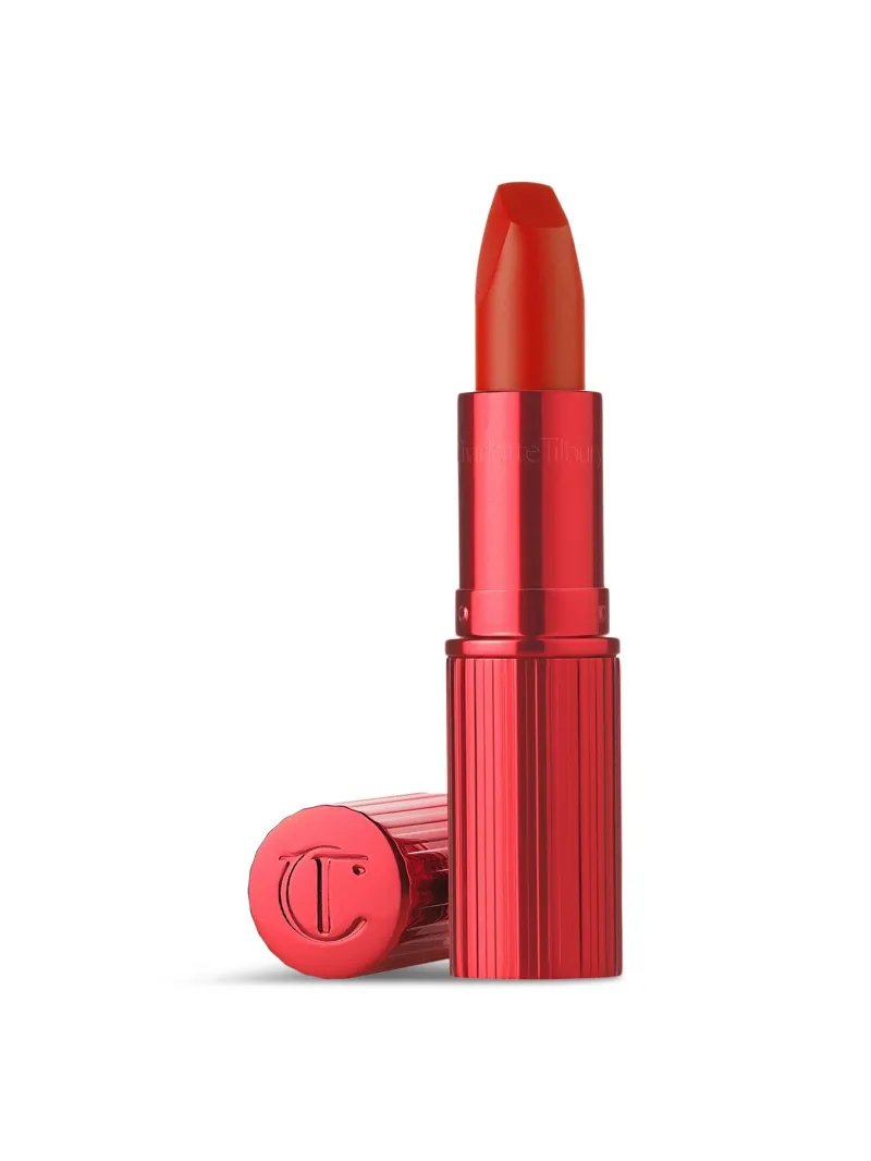 17-40hollywood-beauty-icon-lip_685b9115a70d7