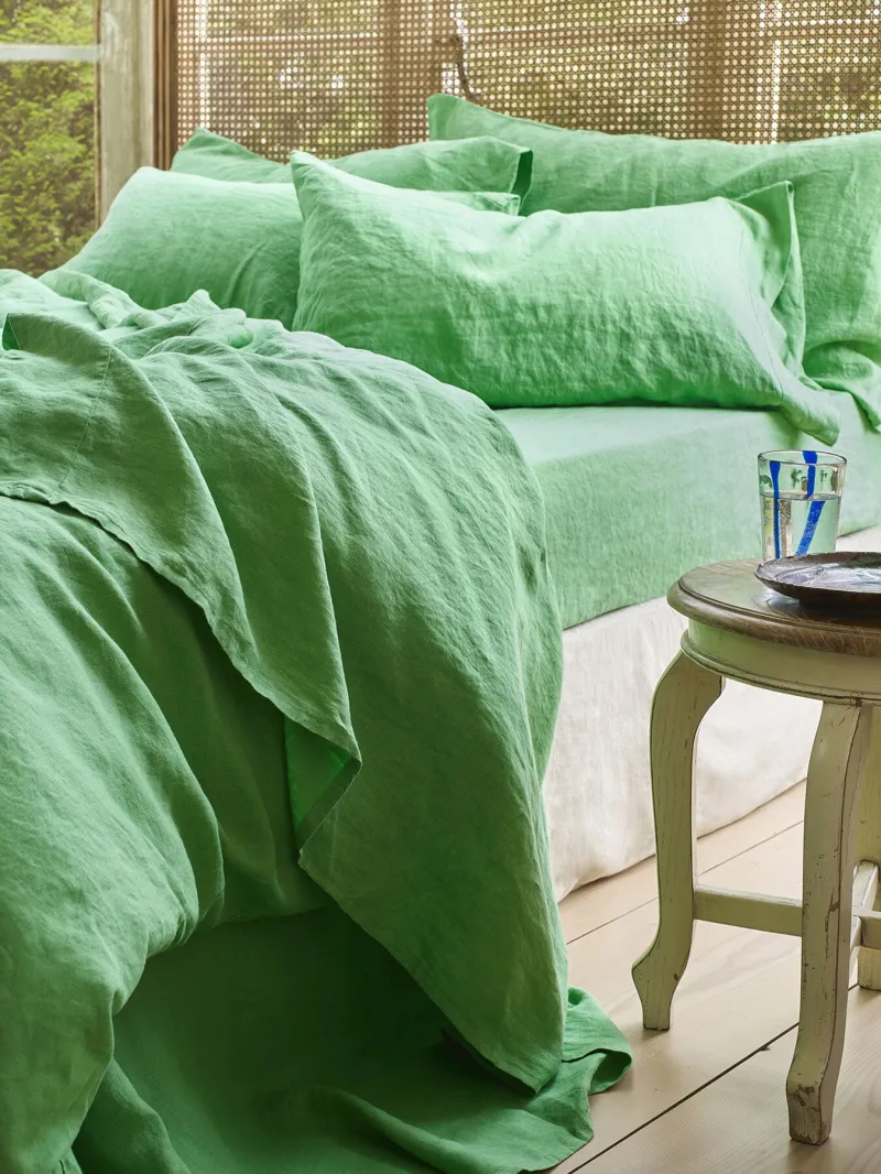 24-15linen-flat-sheet_6860b78a383f8